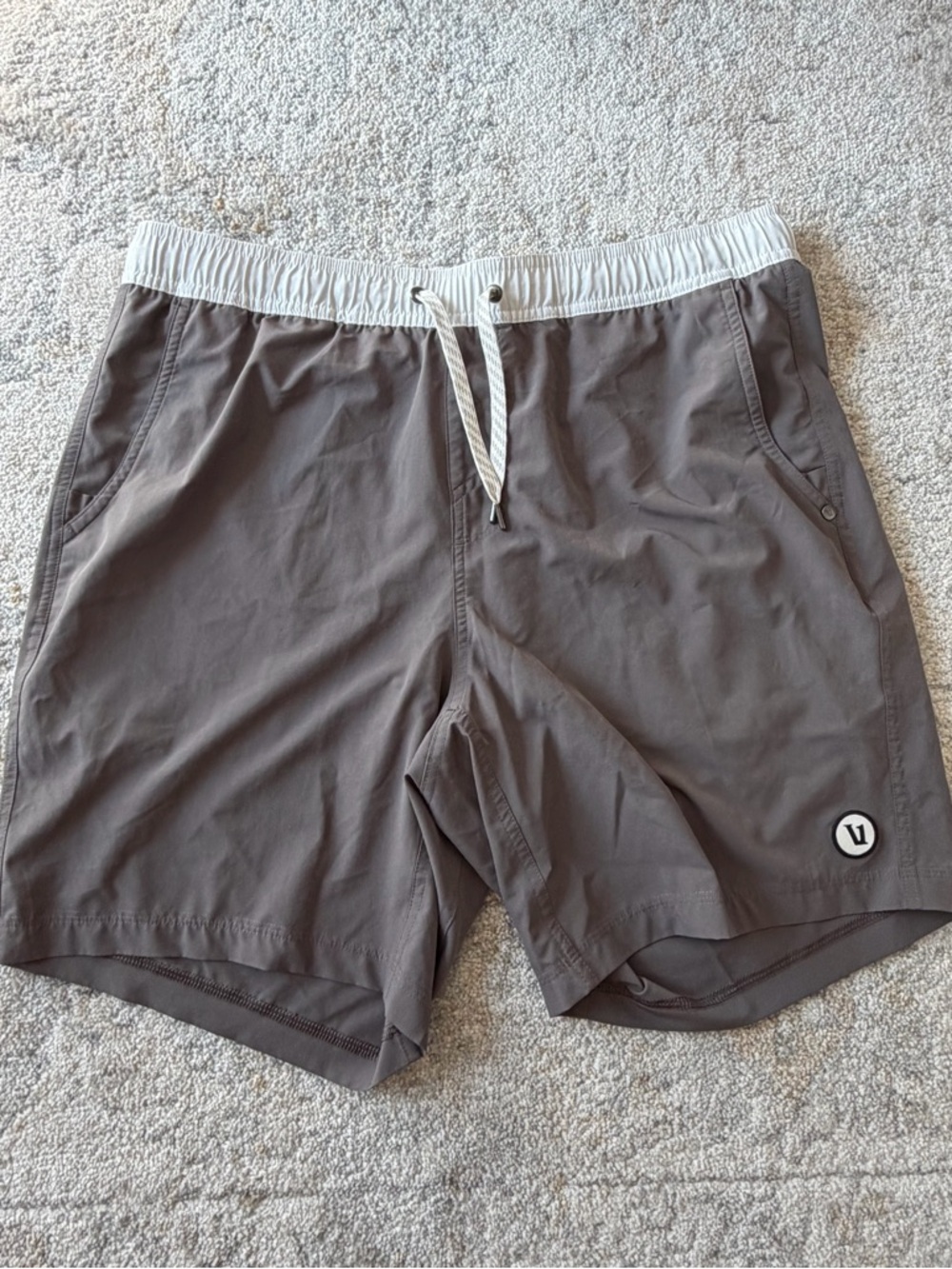 Vuori Kore Shorts, Men’s XL - Lined, 7” Inseam - Grey  ⭐️Excellent LN⭐️